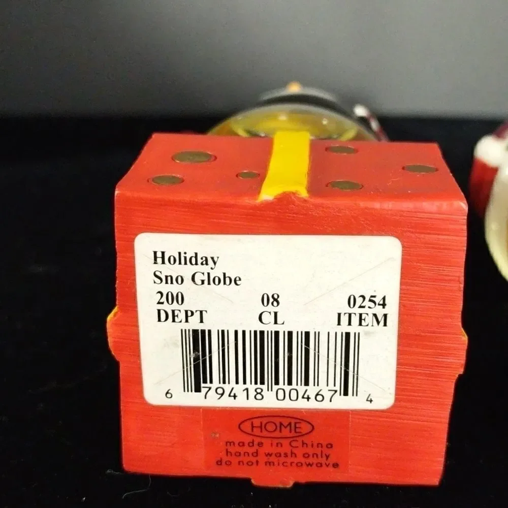 Vintage Holiday Sno Globe Salt & Pepper Shakers